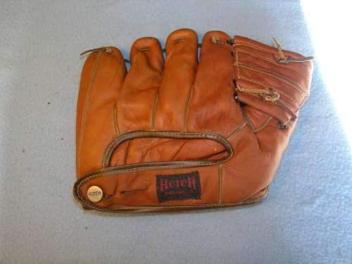 Hoot Evers Hutch 32 2 Back Doug